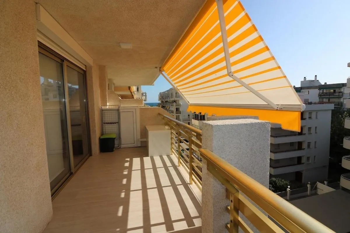 Apartment Apartamento Varias Piscinas Salida Directa A La Playa Salou Spain